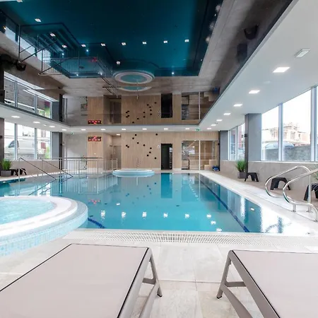 Klifowa 73 * Реваль